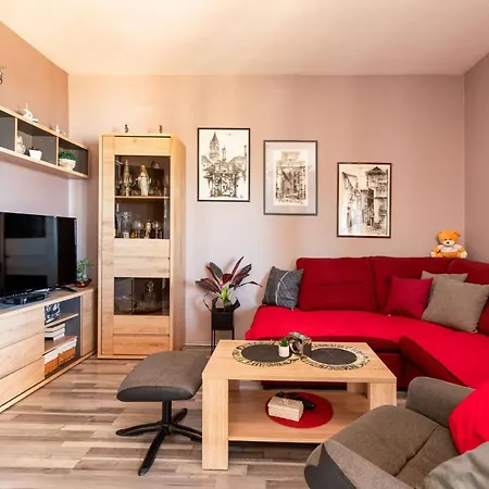 Three Bedroom With Terrace And Sea View * Trogir